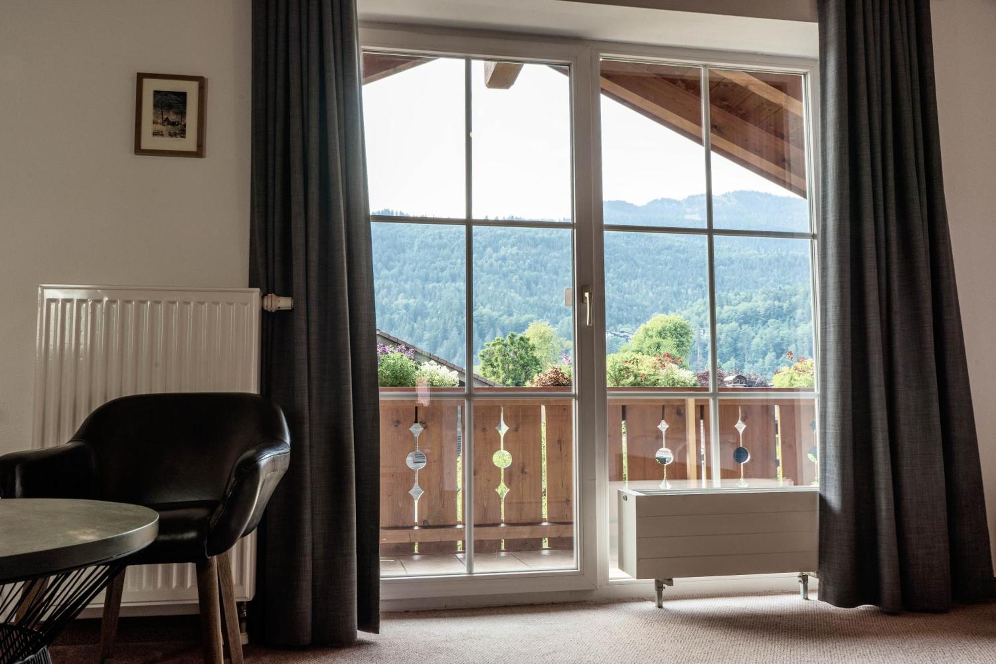 Gaestehaus Quirin Garmisch-Partenkirchen Buitenkant foto