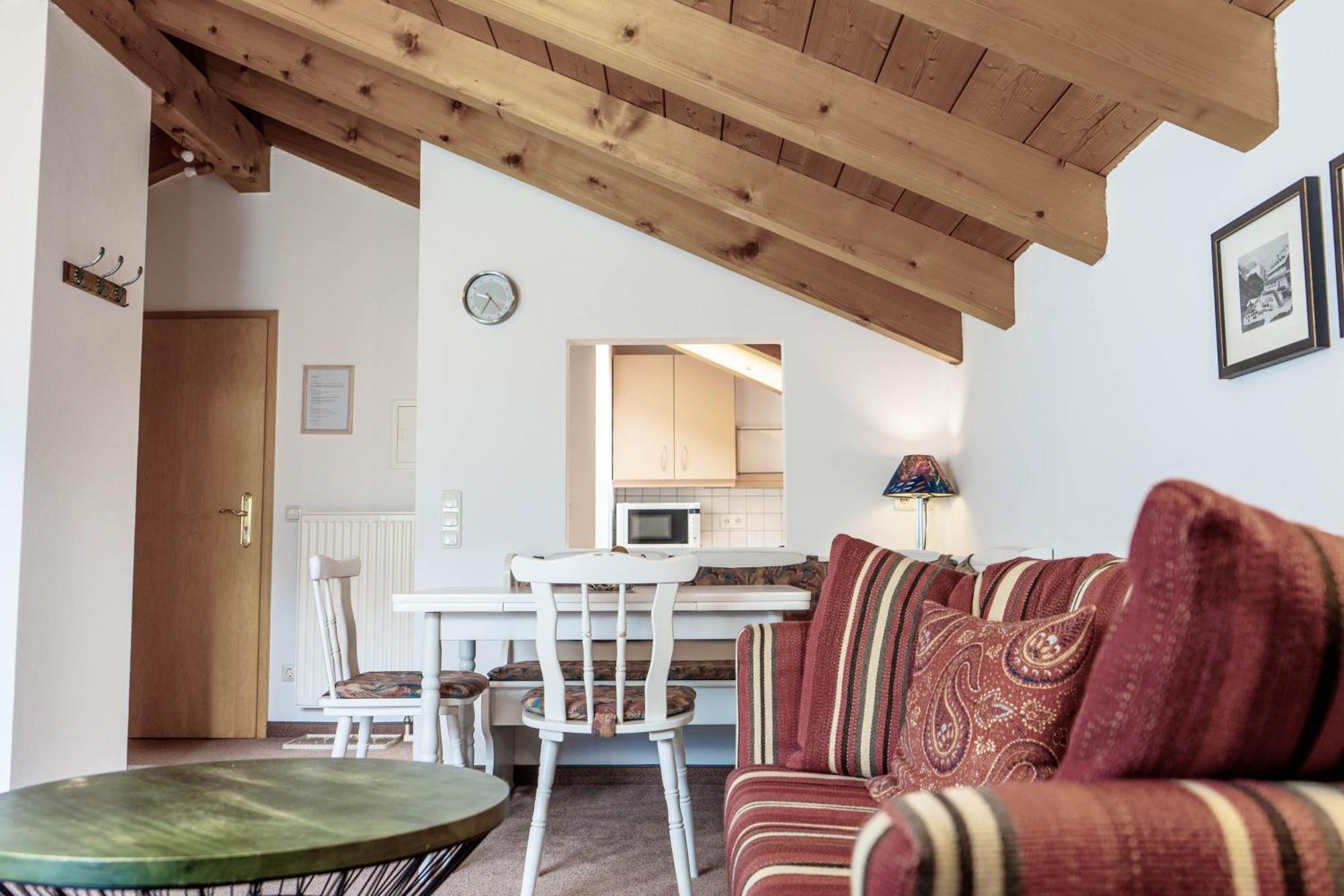 Gaestehaus Quirin Garmisch-Partenkirchen Buitenkant foto
