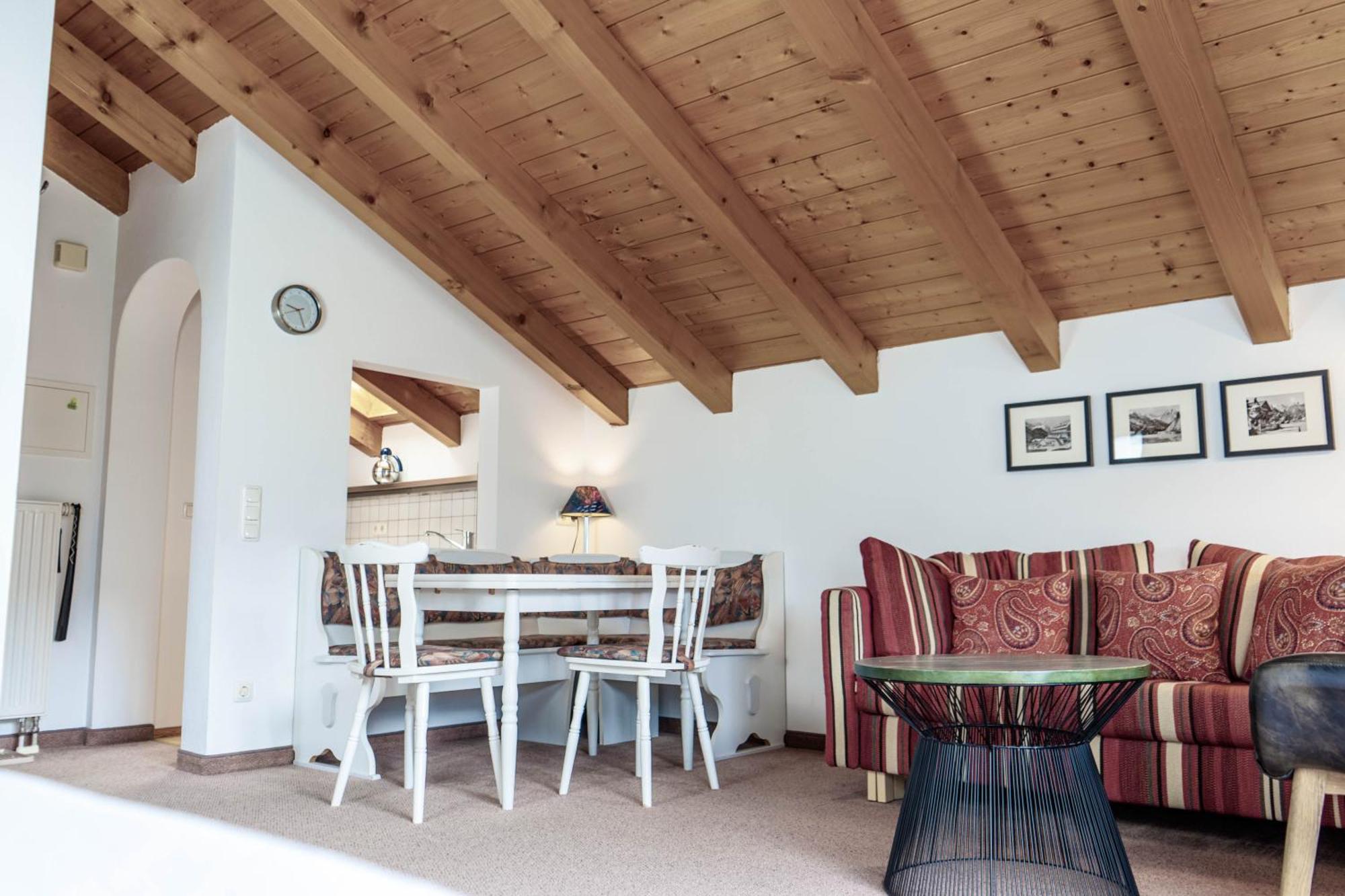 Gaestehaus Quirin Garmisch-Partenkirchen Buitenkant foto
